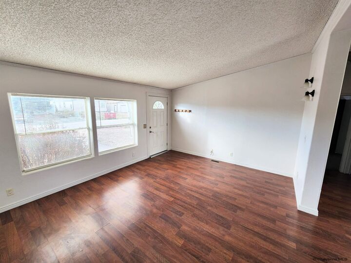 Property Photo: 608 Sunridge Dr WY 82007