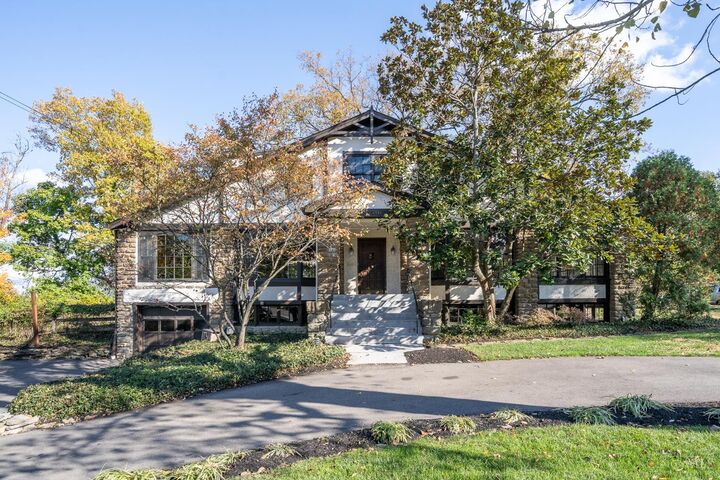 3546 Herschel View Place  Cincinnati OH 45208 photo