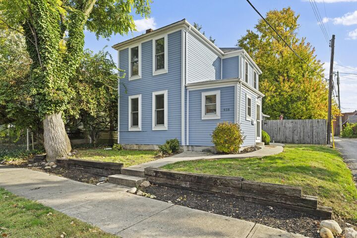 Property Photo: 938 Hunter Avenue OH 43201