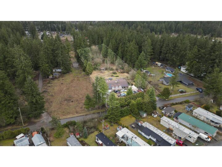 Property Photo: 19840 30 Avenue BC V2Z 1Y1