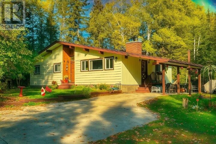 6018 Mapleward Road  Thunder Bay ON P7G 1L7 photo