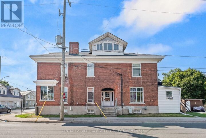 1 James Street West  Cobourg ON K9A 2J8 photo