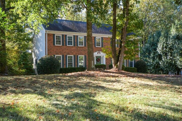 Property Photo: 5610 Surrey Court GA 30009