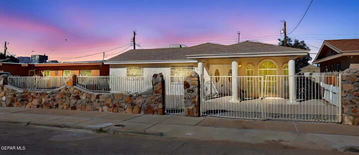 6523 Navajo Avenue  El Paso TX 79925 photo