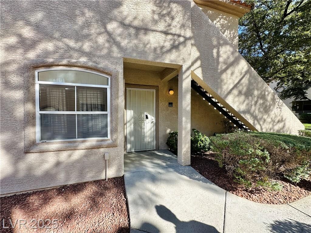 Property Photo: 5415 West Harmon Avenue 1042 NV 89103