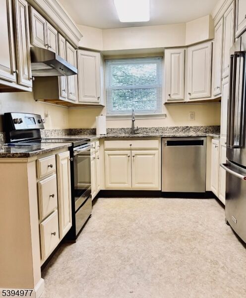 Property Photo:  803 Yorkshire Dr 803  NJ 08822 