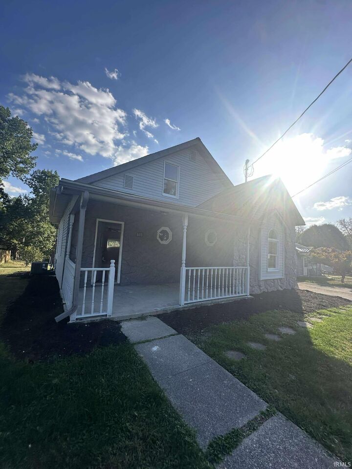 Property Photo:  615 North Street  IN 46750 