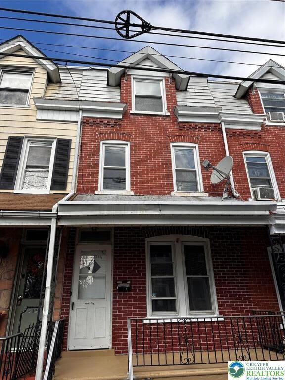 Property Photo:  1331 W Maple Street  PA 18102 
