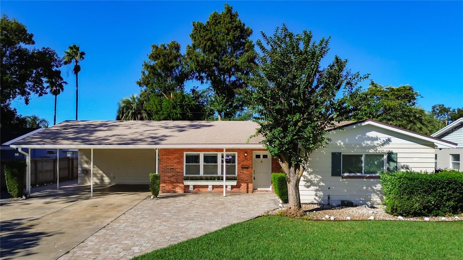 Property Photo: 3606 Forest Street FL 32806