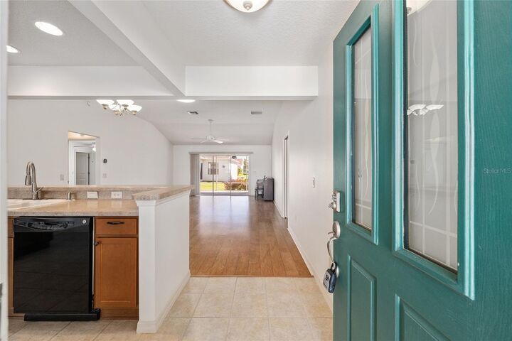 Property Photo: 2519 Hanlon Terrace FL 32162