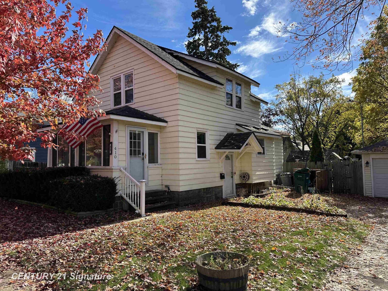 Property Photo:  410 E Main Street  MI 48433 