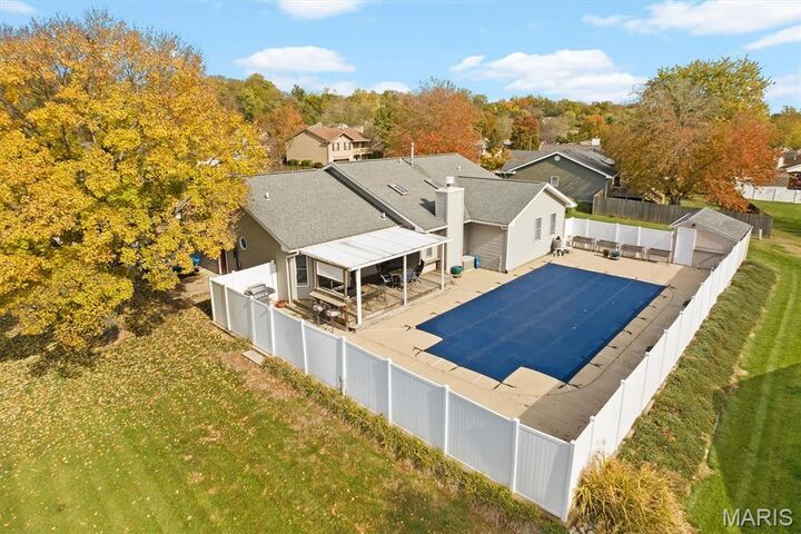 Property Photo:  89 Fox Run Road  IL 62234 