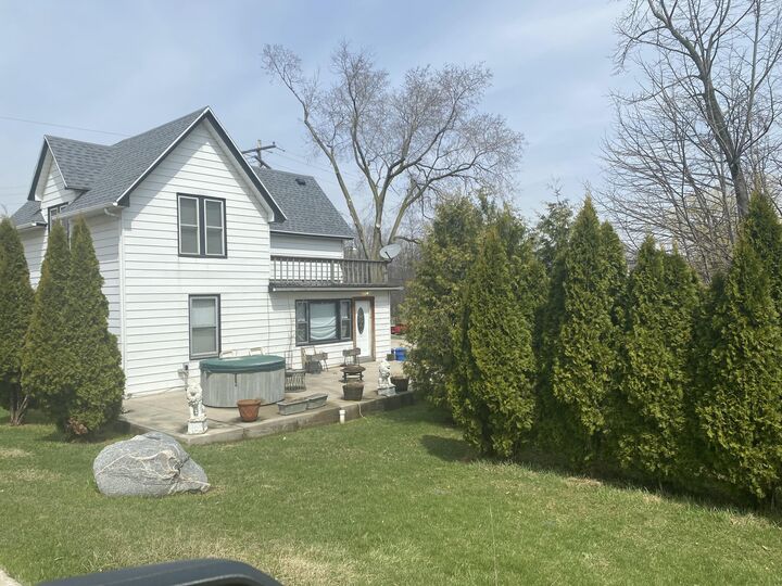 Property Photo:  1810 Washington Ave  WI 53012 