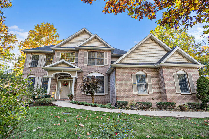 Property Photo:  4001 Broken Ridge Circle  MI 49053 