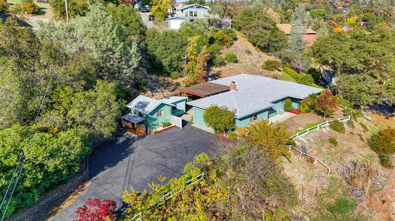 Property Photo: 832 Holly Hills Drive CA 95603