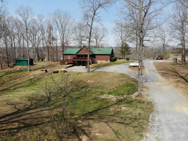 Property Photo: 130 Wayne Threatt Rd TN 37058