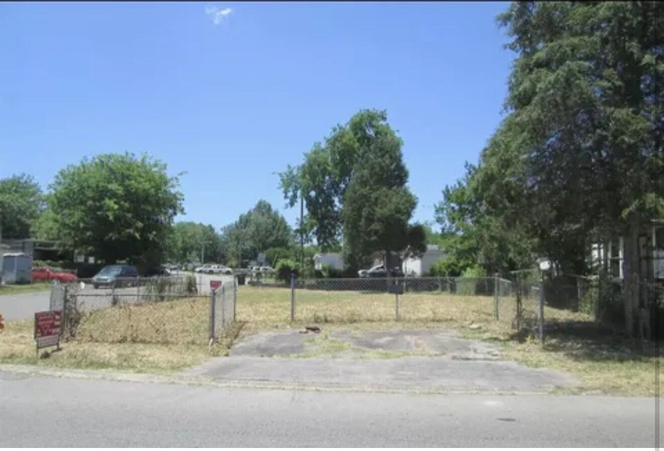 Property Photo:  1233 Bubbling Well Rd  TN 37115 