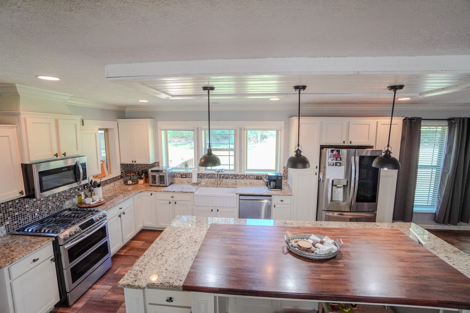 Property Photo: 137 Hawkins Rd TN 37186