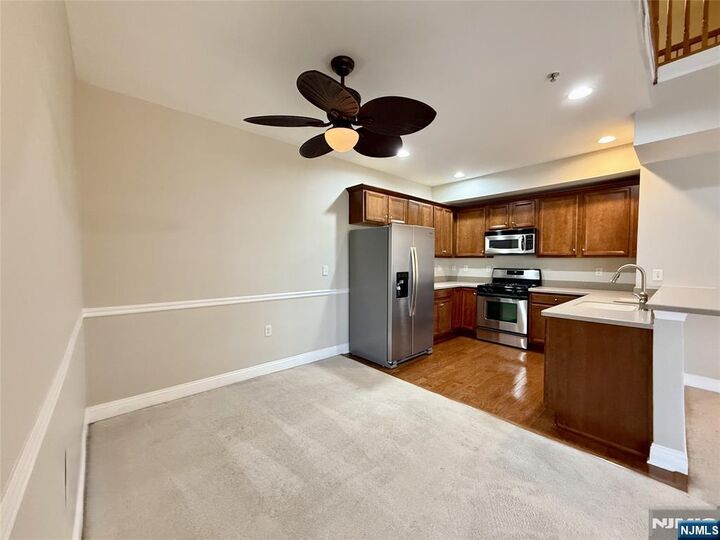 Property Photo:  1410 Wharton Court  NJ 07457 