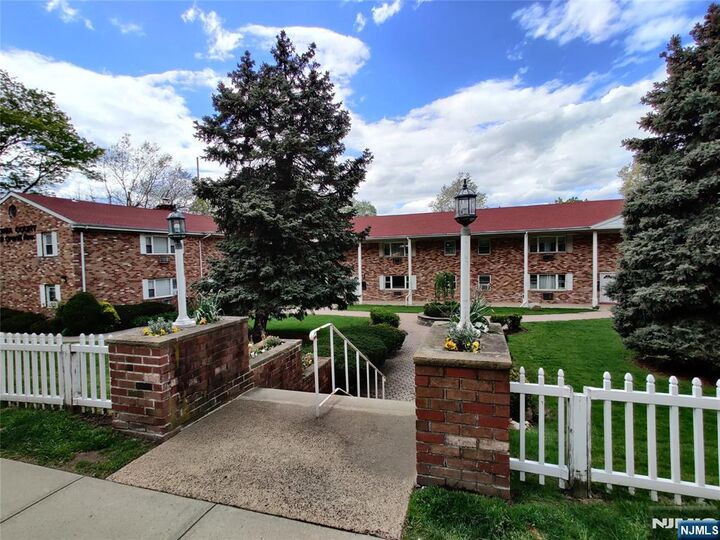 Property Photo: 456 Grand Avenue 5A NJ 07605