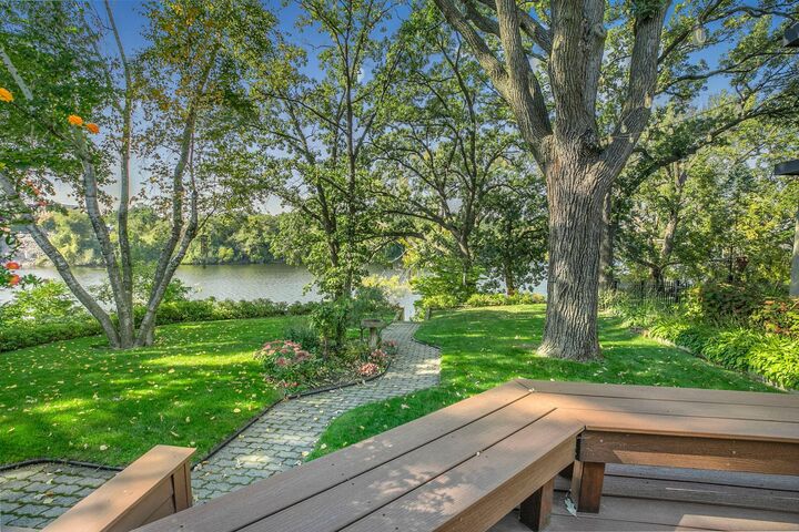 Property Photo:  707 Riverside Drive SE  MN 56304 