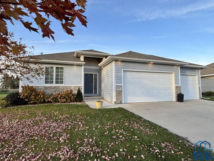 Property Photo:  591 Prairie Blvd  SD 57049 