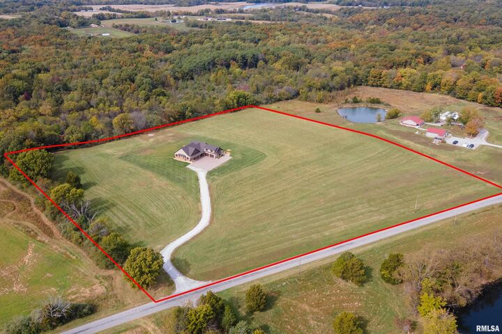 Property Photo:  1651 Sneed Road  IL 62902 