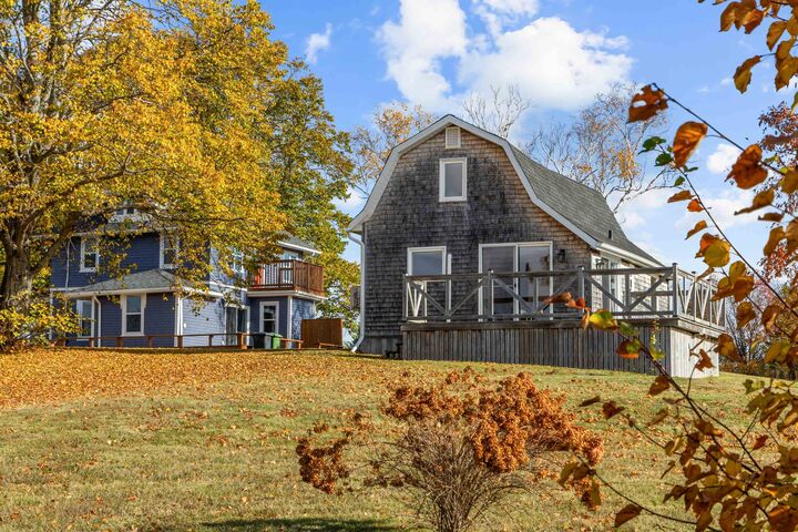 Property Photo:  4399 Portage Road  PE C1E 2W7