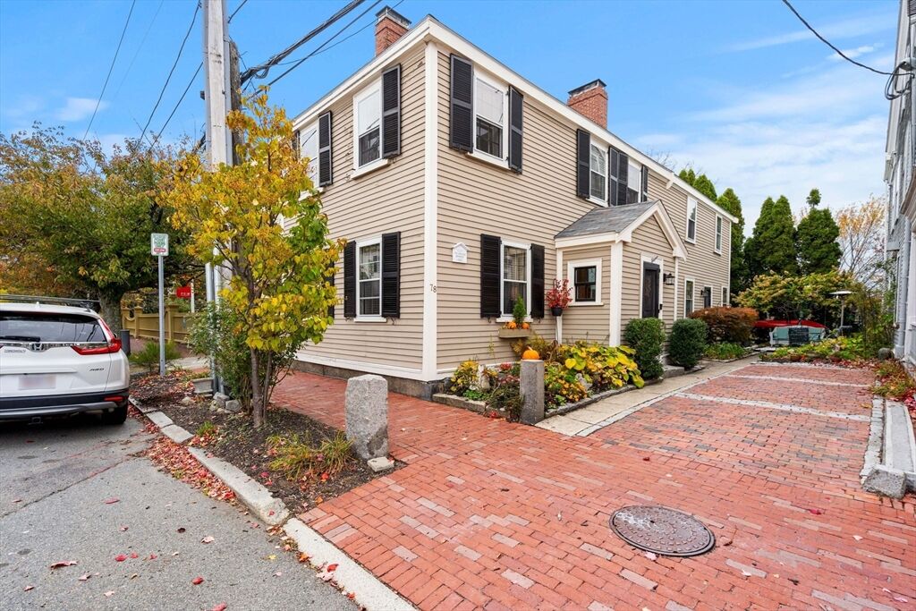 Property Photo:  78 Federal Street  MA 01970 