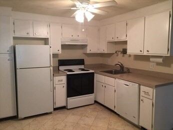 Property Photo: 69 Spencer Rd 34J MA 01719