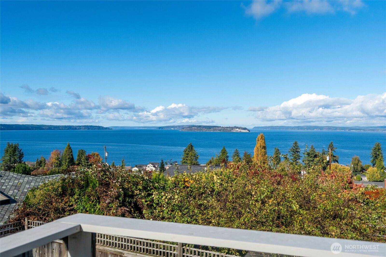 Property Photo:  5010  33rd Avenue W  WA 98203 