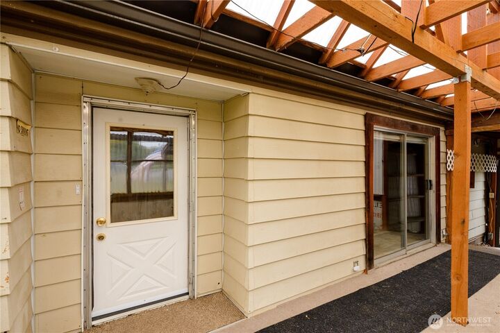 Property Photo: 43 Sky View Dr WA 98362