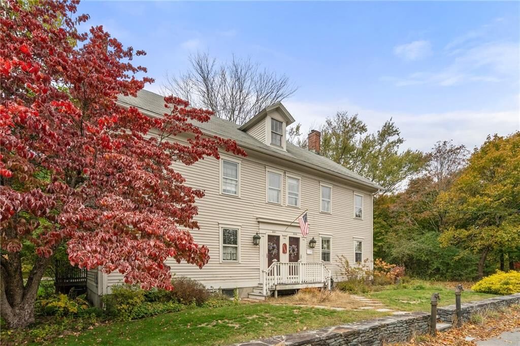 Property Photo:  331 Newman Avenue  RI 02916 