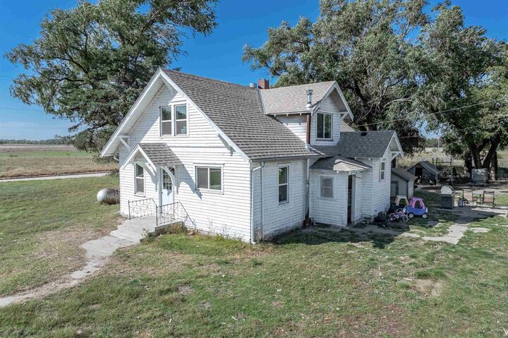 Property Photo:  5202 N Willow Lake  KS 67020