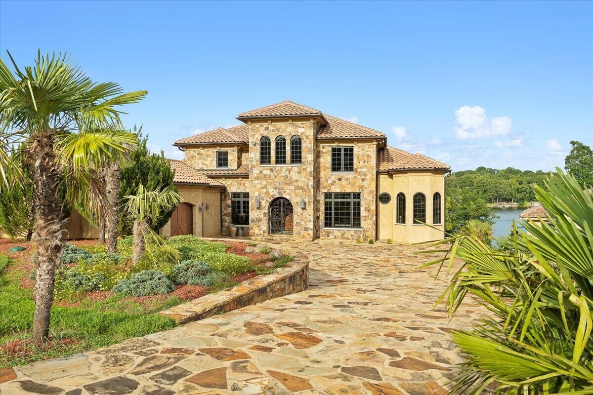 Property Photo:  331 Blue Heron Dr  VA 24184 