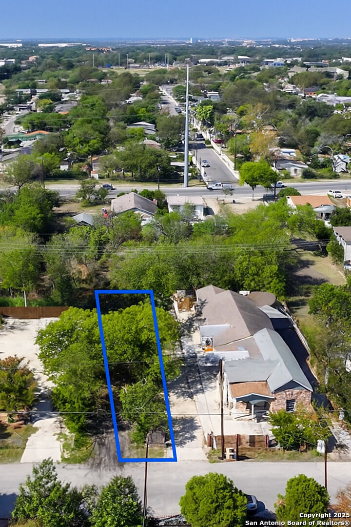 Property Photo:  823 Romero  TX 78237 