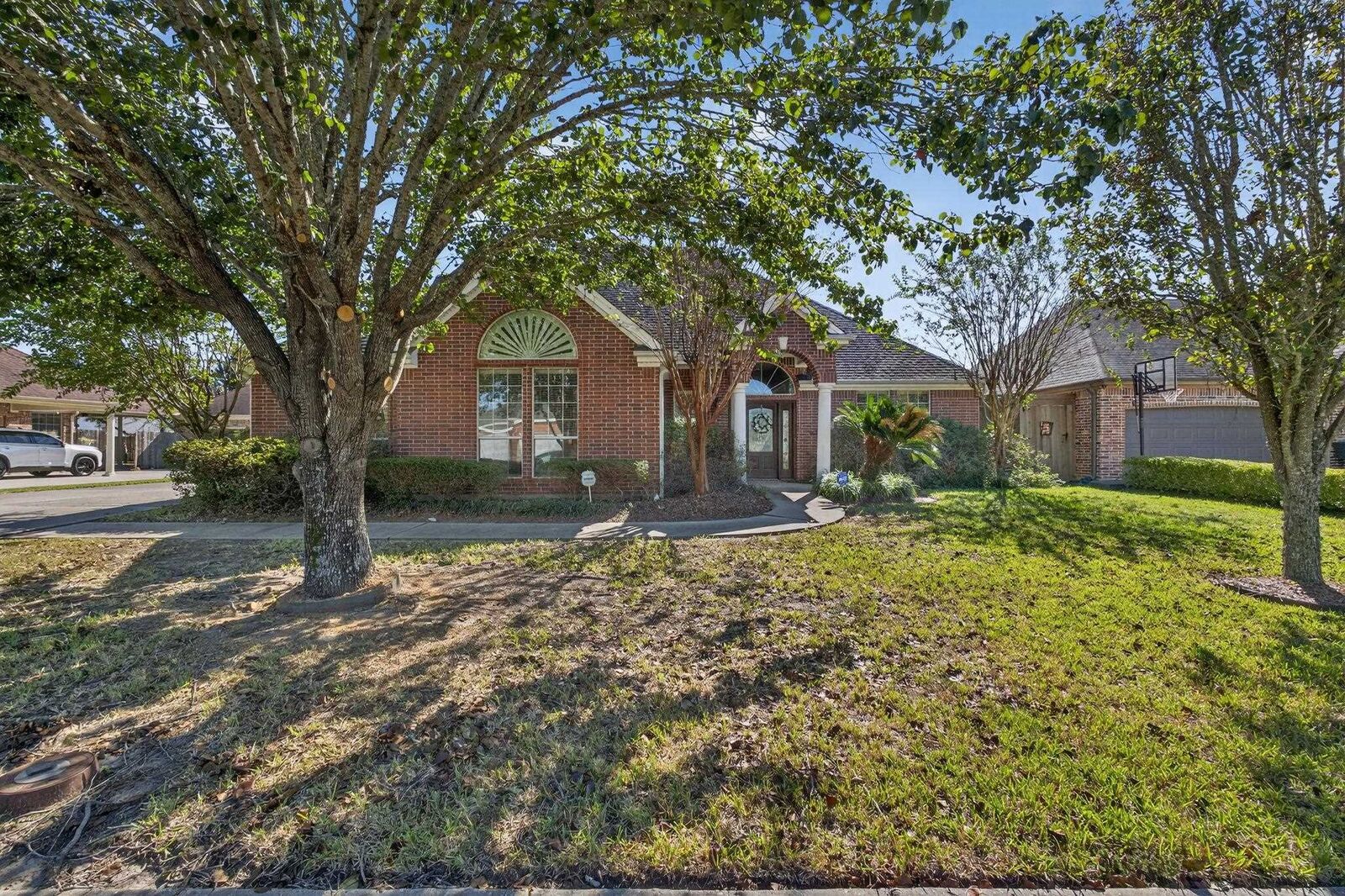 Property Photo:  6375 Ellington Lane  TX 77706 