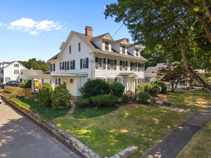 Property Photo:  97 North Street  CT 06460 