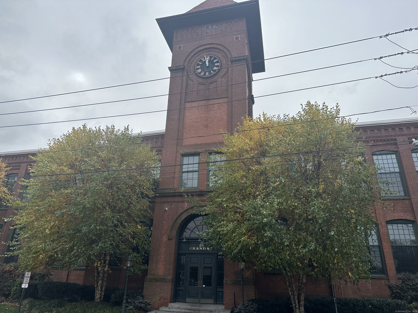 Property Photo: 25 Grand Street Apt 104 CT 06851