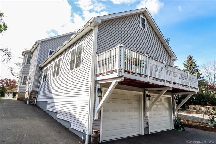 Property Photo:  81 Deer Hill Avenue  CT 06810 