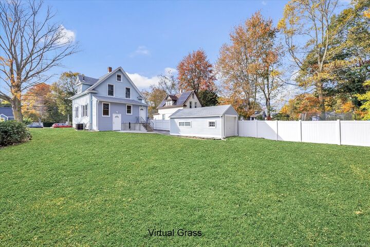 Property Photo:  1250 Huntington Road  CT 06614 