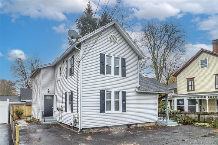 9 Nicholas Square B  New Milford CT 06776 photo