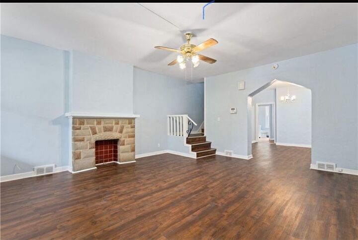 Property Photo: 7303 Florence Ave PA 15218