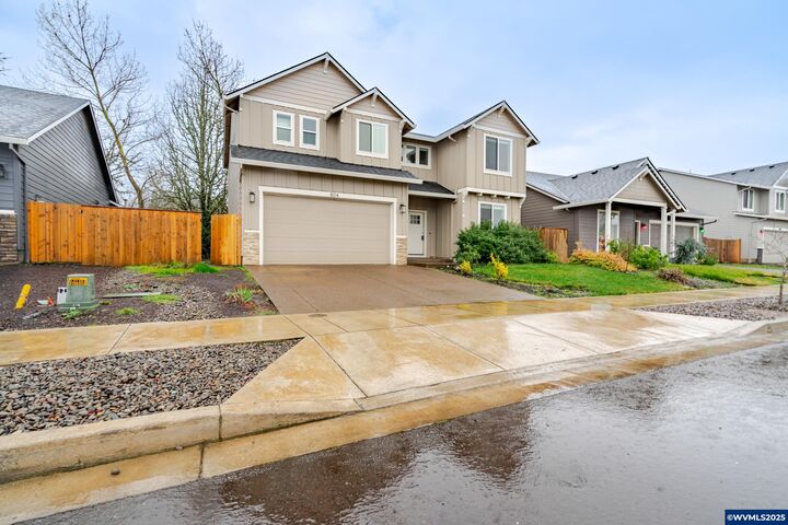 Property Photo:  804 River Av  OR 97327 