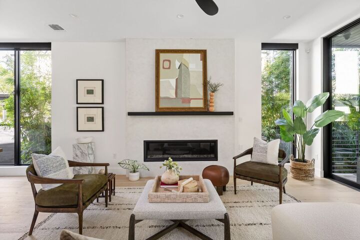 Property Photo: 908 Retama Street TX 78704