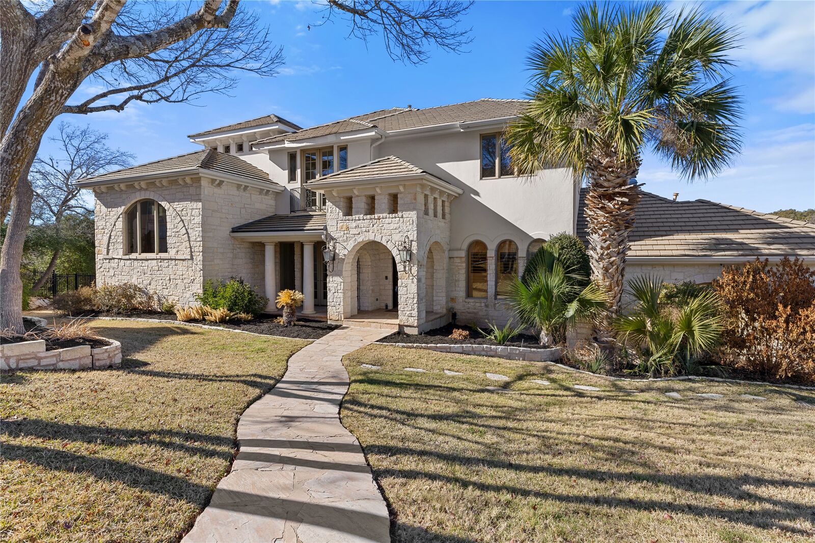 Property Photo:  2900 Water Bank Cove  TX 78746 