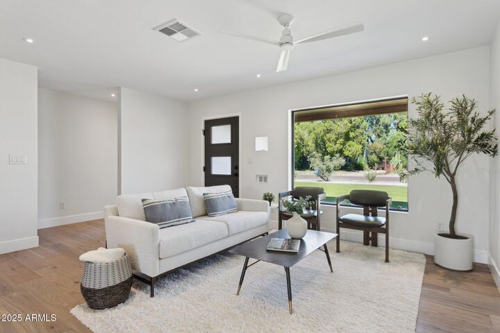 Property Photo:  1707 E Pinchot Avenue  AZ 85016 