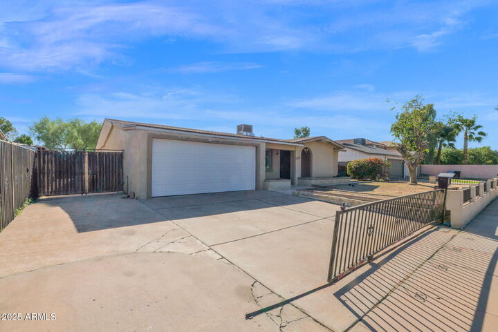 Property Photo: 7221 W Virginia Avenue AZ 85035