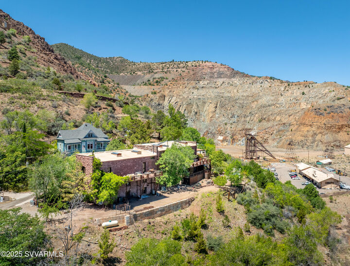 Property Photo: 201 County Road AZ 86331