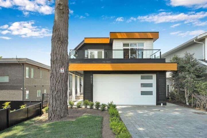 Property Photo: 923 Stayte Road BC V4B 4Y7